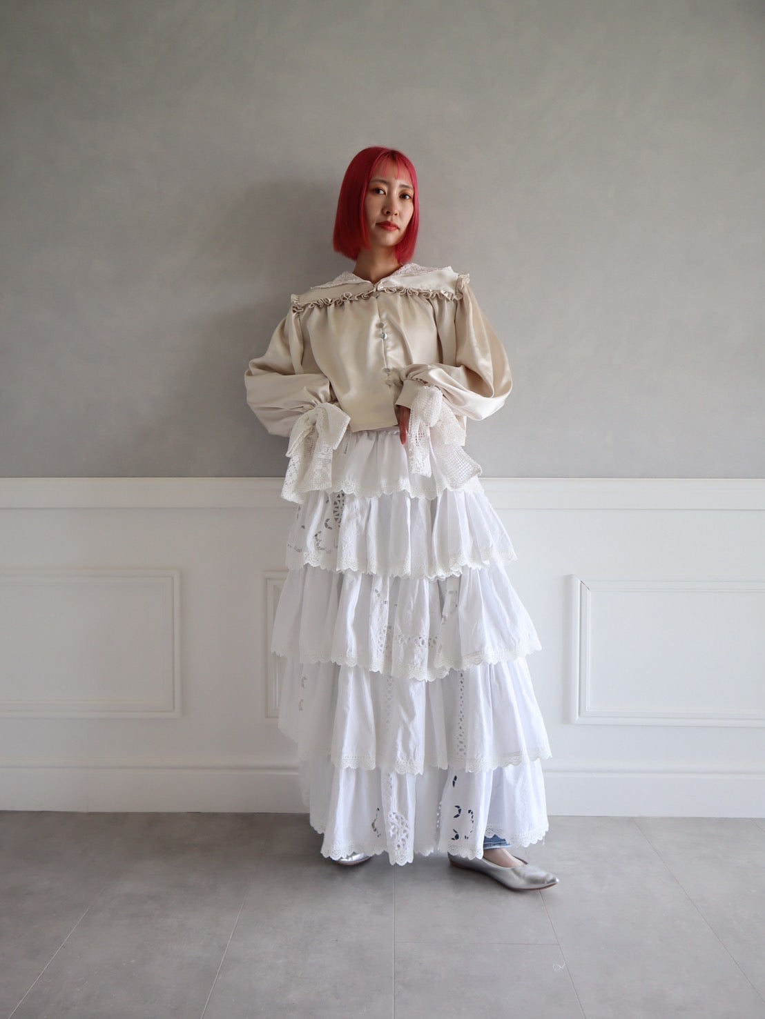 Veil hood blouse