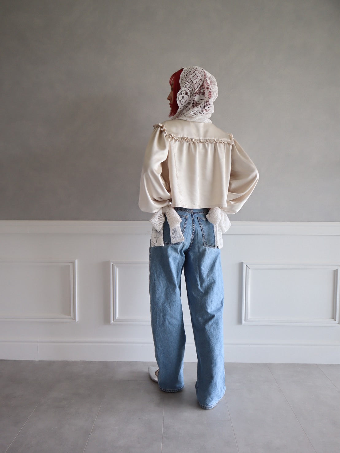 Veil hood blouse