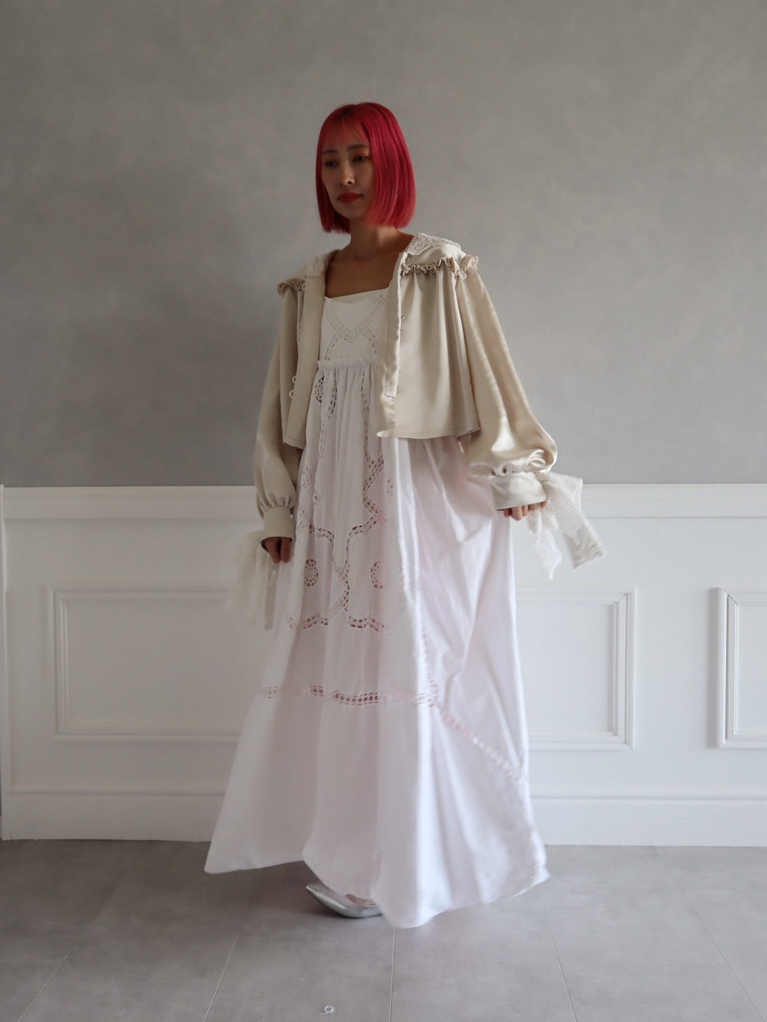 Veil hood blouse