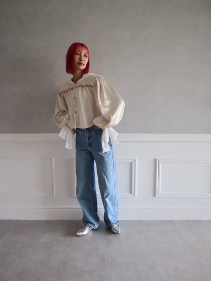 Veil hood blouse