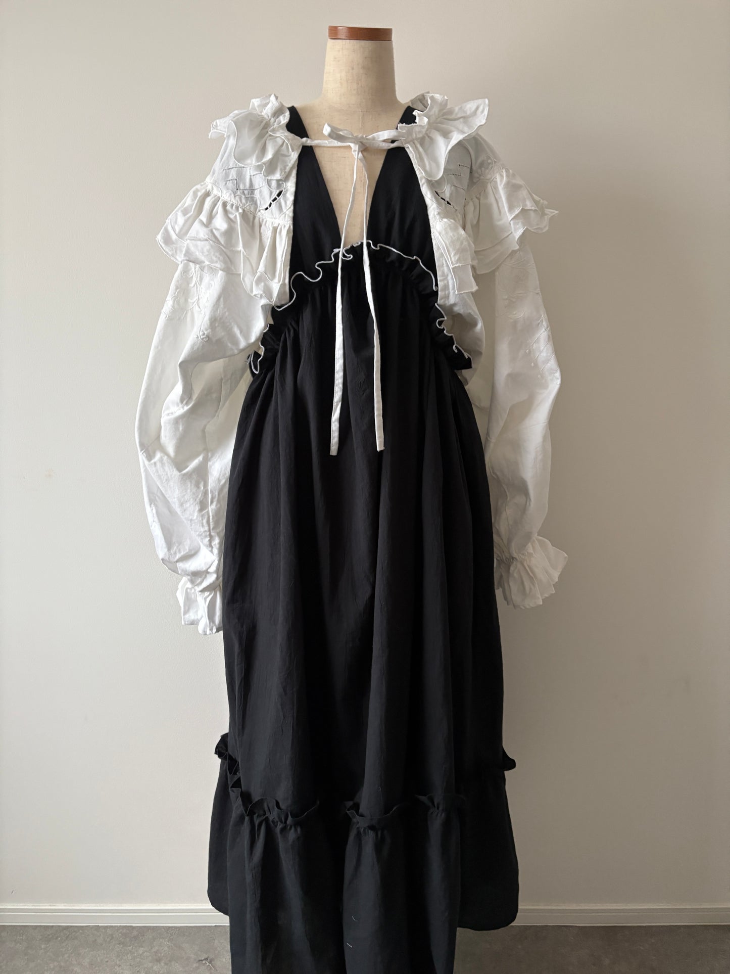 【新作アイテム】mellow dress